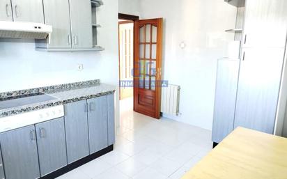 Kitchen of Flat for sale in León Capital   with Heating and Storage room