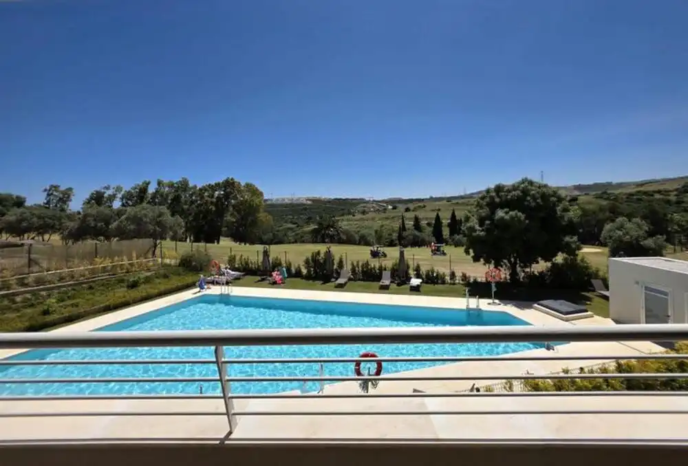 Piscina de Apartament de lloguer en Estepona amb Aire condicionat, Terrassa i Piscina