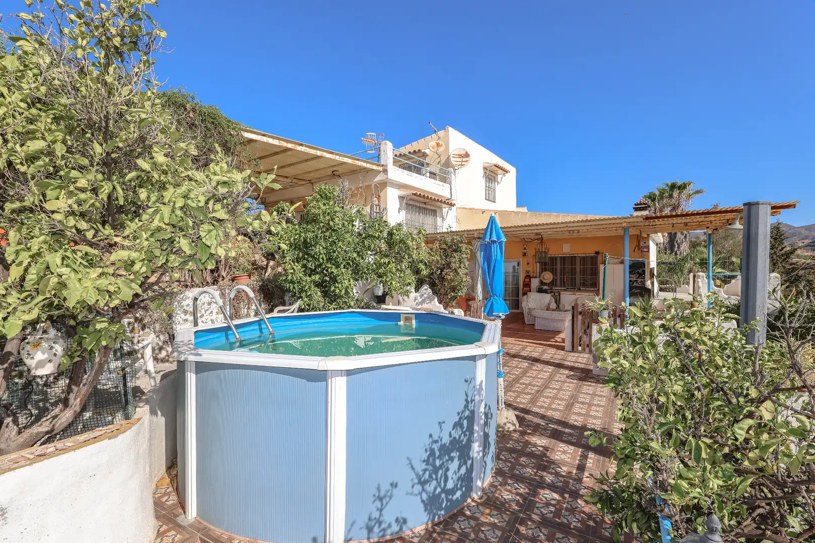 Piscina de Casa o xalet en venda en Cártama amb Aire condicionat i Jardí privat