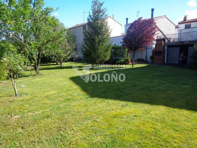 Casa-chalet en Venta en Calle Santo Domingo, 24 en Baños de Rioja