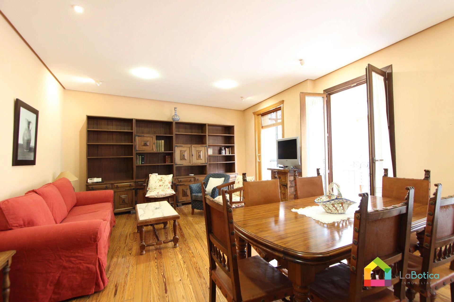 Dining room of Flat to rent in  Toledo Capital  with Air Conditioner and Furnished