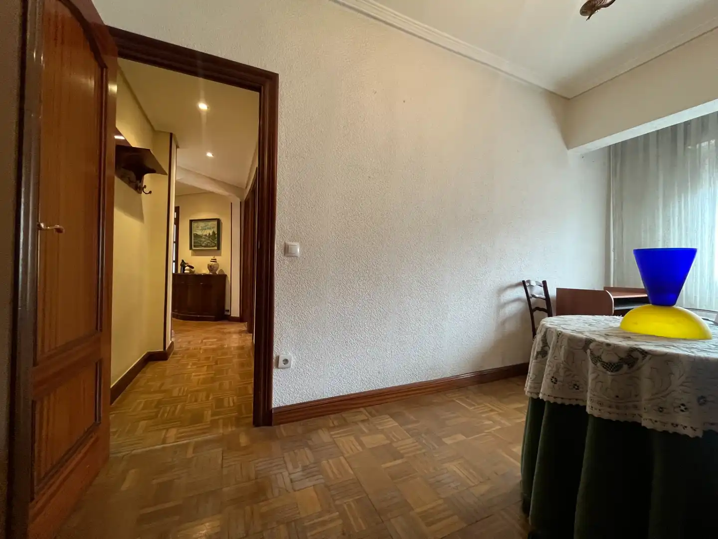 Menjador de Pis en venda en Vitoria - Gasteiz amb Calefacció, Parquet i Traster