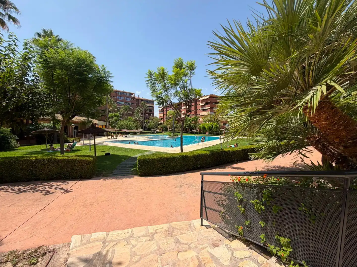 Jardín de Dúplex en venta en Alicante / Alacant con Aire acondicionado, Calefacción y Terraza