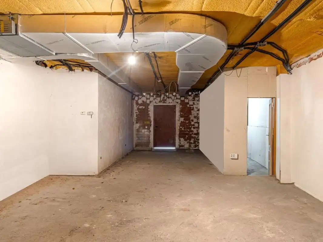 Commercial properties for sale in Coslada  with Heating and Terrace