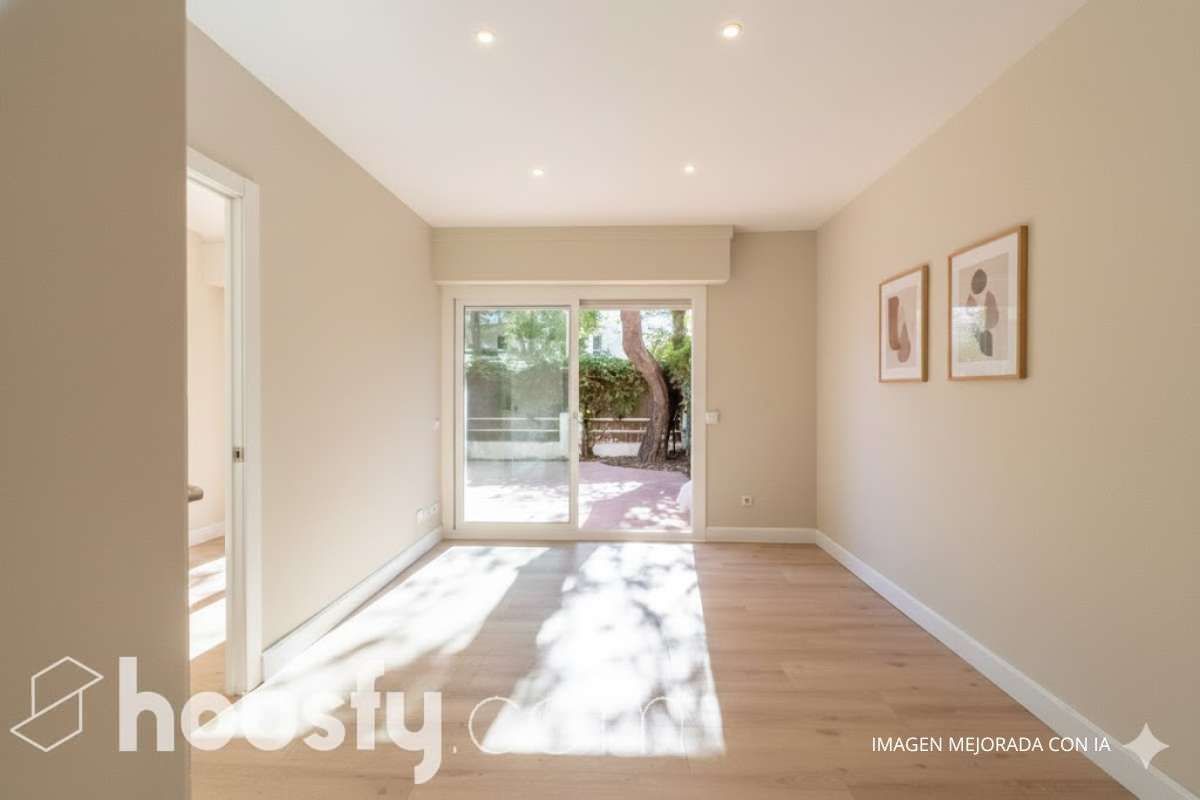 Garden of Planta baja for sale in Vilanova i la Geltrú  with Air Conditioner, Heating and Private garden