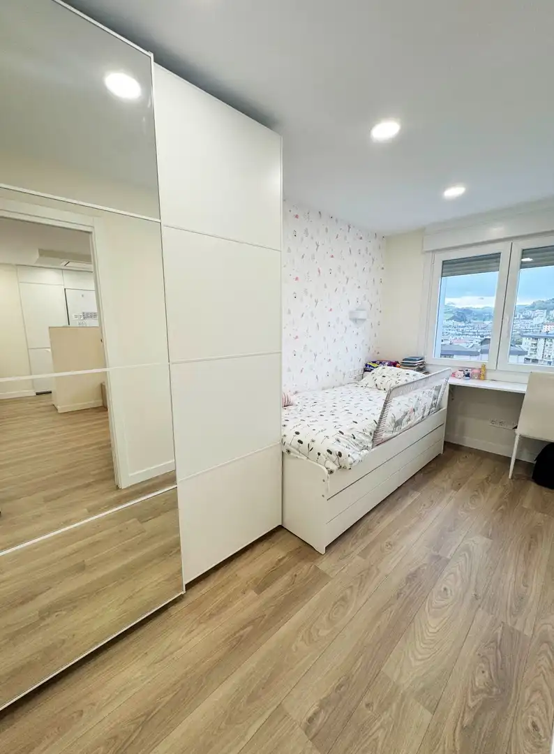 Bedroom of Flat for sale in Zarautz  with Heating