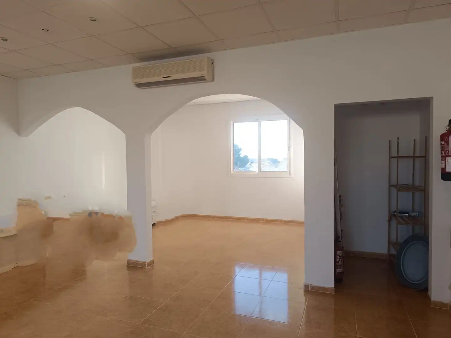 Local en venta en Els Pallaresos