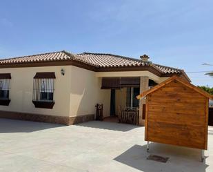 Exterior view of House or chalet for sale in Chiclana de la Frontera