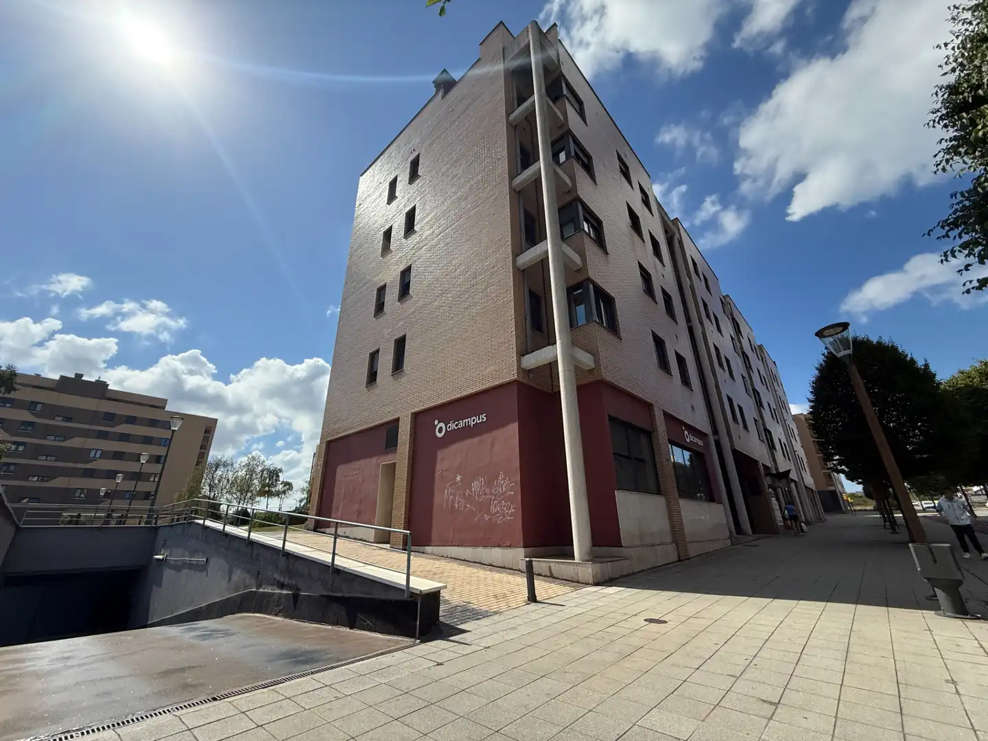 Exterior view of Flat for sale in Oeste