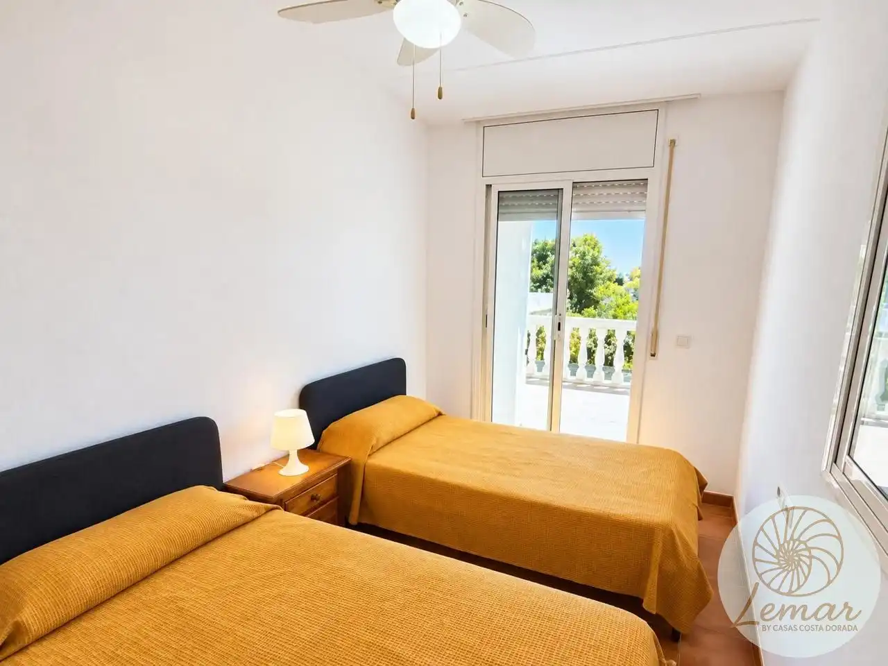Dormitori de Casa o xalet en venda en L'Ametlla de Mar  amb Aire condicionat, Jardí privat i Terrassa