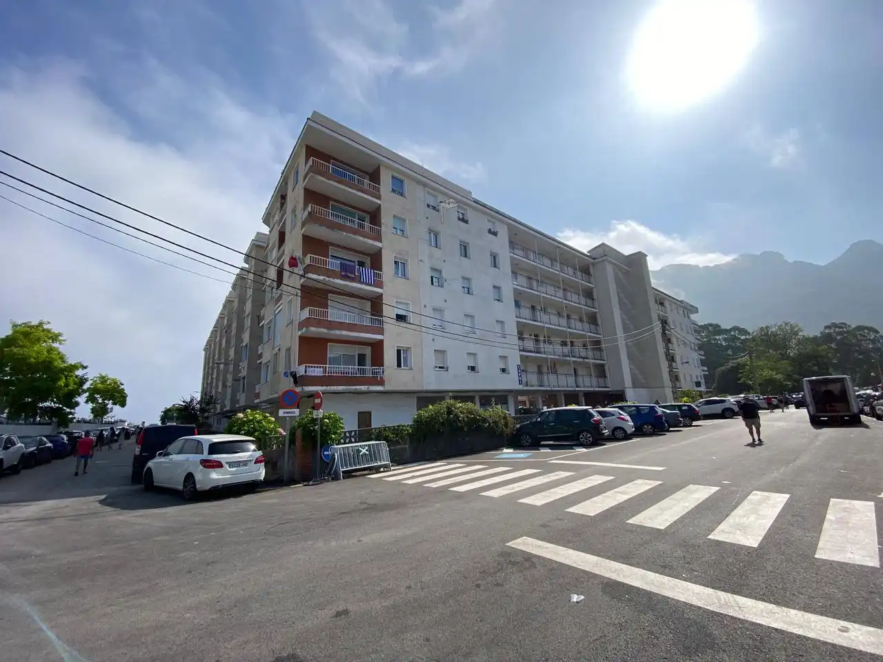 Vista exterior de Piso en venta en Castro-Urdiales con Terraza