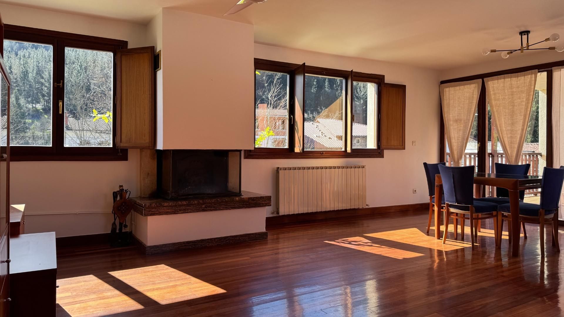 Living room of Flat for sale in Oñati  with Heating, Terrace and Storage room