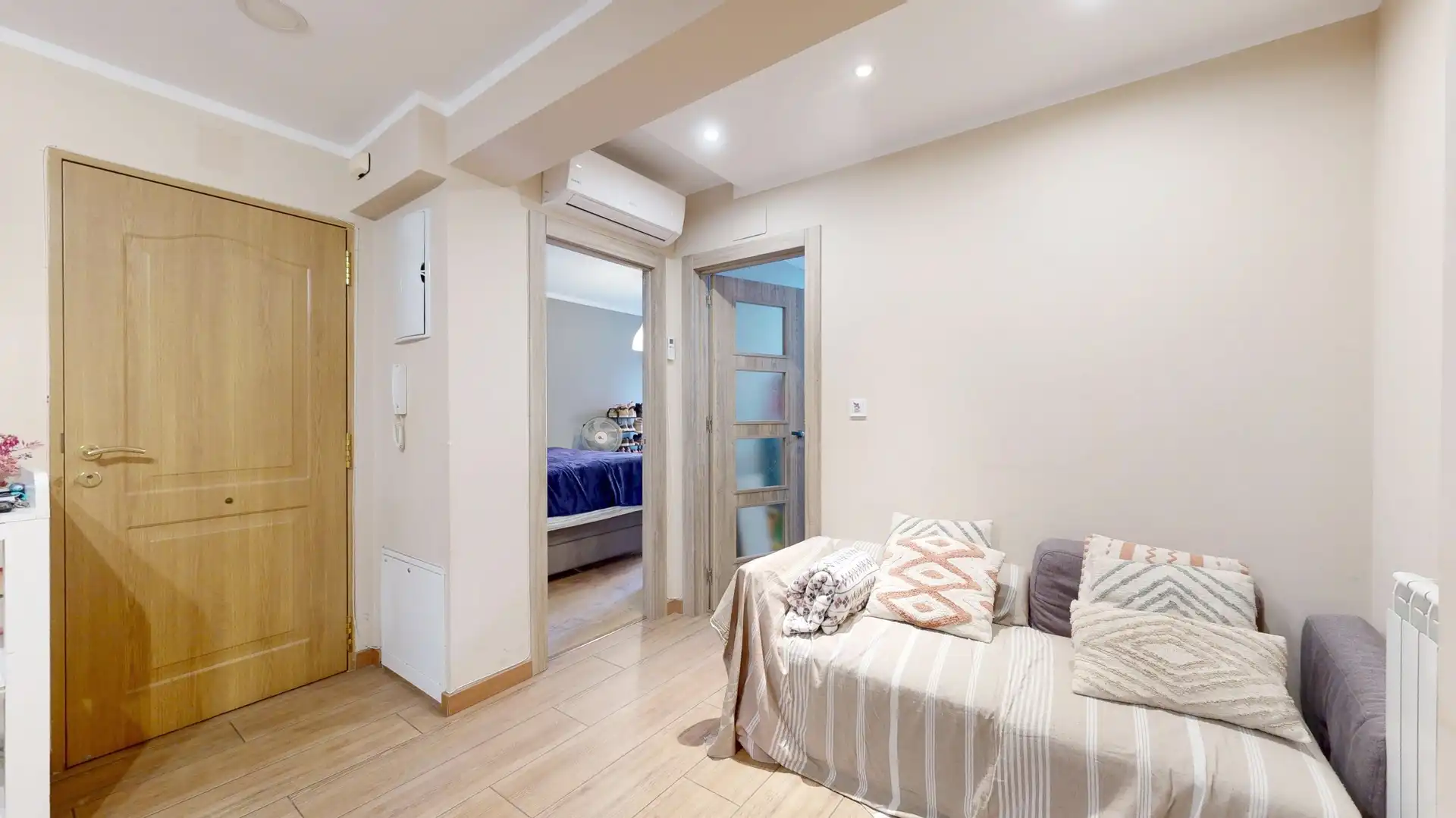 Flat for sale in Torrent  with Air Conditioner, Private garden and Balcony