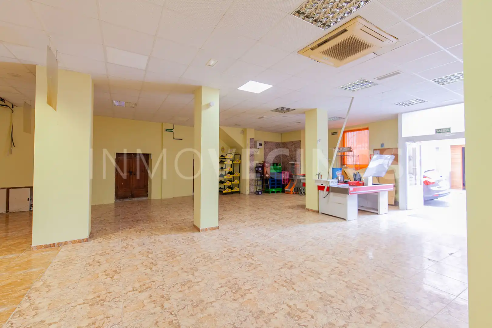 Local en venta en Antella