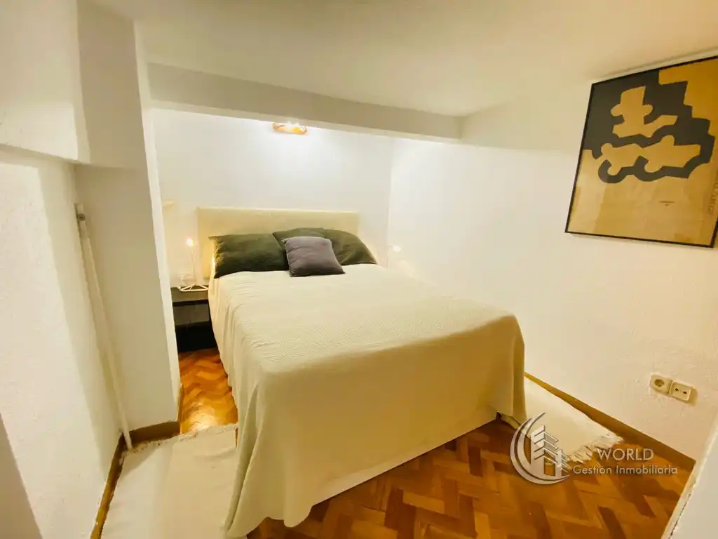 Bedroom of Duplexes for rent in Madrid  with Air Conditioner, Heating and Furnished