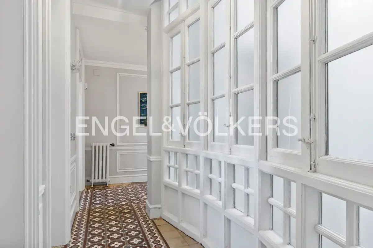 Piso en venta en León Capital  con Calefacción y Balcón