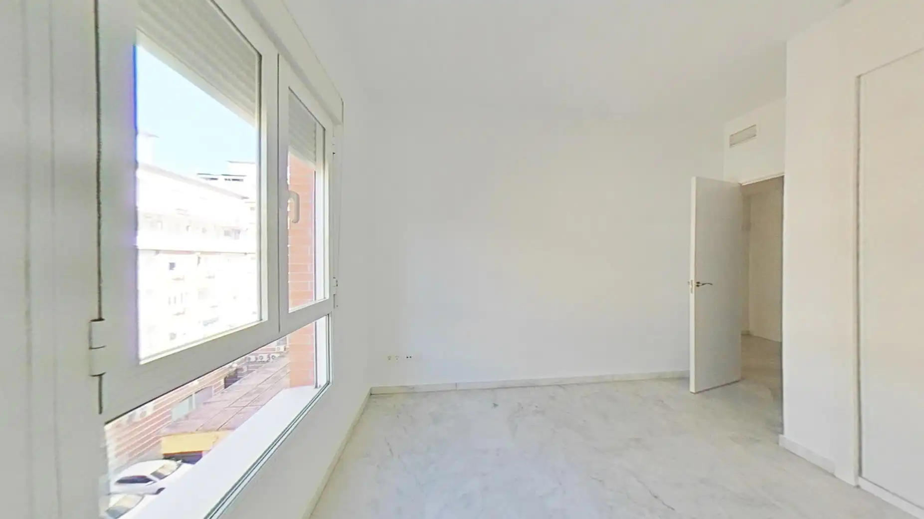 Apartamento en venta en Av Aeronaútica, Urbadiez - Entrepuentes