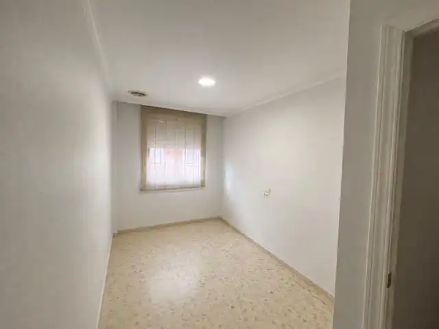 Reihenhaus mit Pool zum Verkauf in Calle de Josefina Manresa, imagen 9
