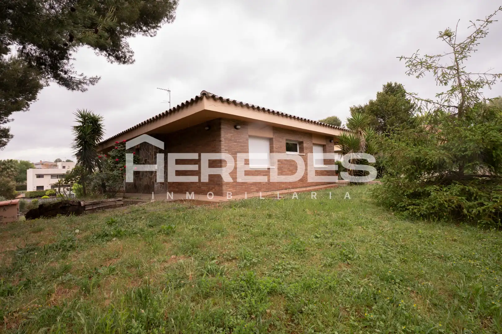 Jardín de Casa o chalet en venta en Sabadell con Aire acondicionado, Calefacción y Jardín privado