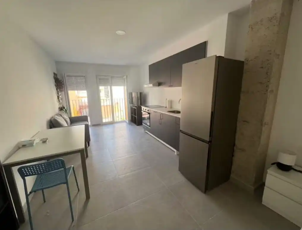 Exterior view of Flat for rent in Valencia  with Air Conditioner, Heating and Terrace