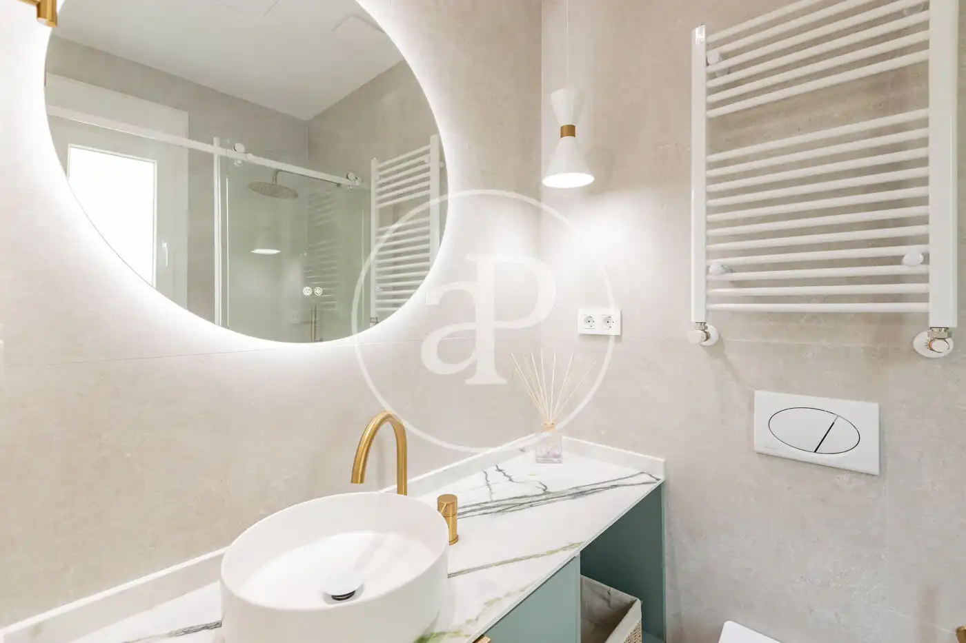 Baño de Piso en venta en Madrid con Aire acondicionado, Calefacción y Terraza