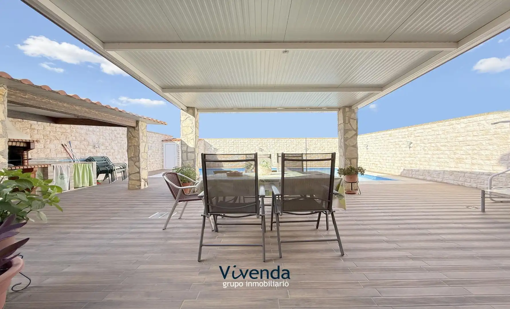 Terraza de Casa adosada en venta en Cedillo del Condado con Calefacción, Terraza y Trastero