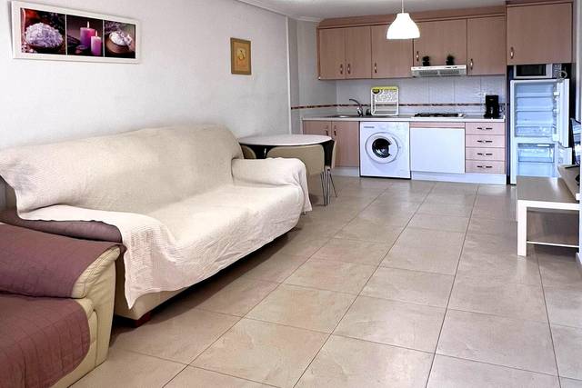 Apartamento en Venta en Calle SUECIA, 19 en Zona Playa de los Locos