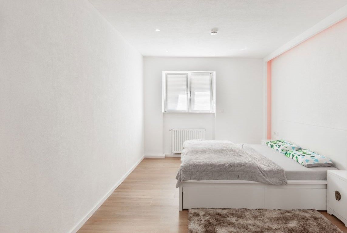 Dormitori de Pis de lloguer en  Cádiz Capital amb Moblat i Es permeten mascotes