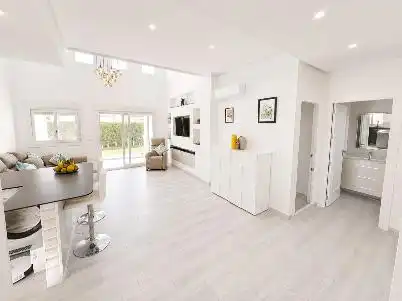 Sala d'estar de Casa o xalet en venda en Torre-Pacheco amb Aire condicionat, Jardí privat i Moblat