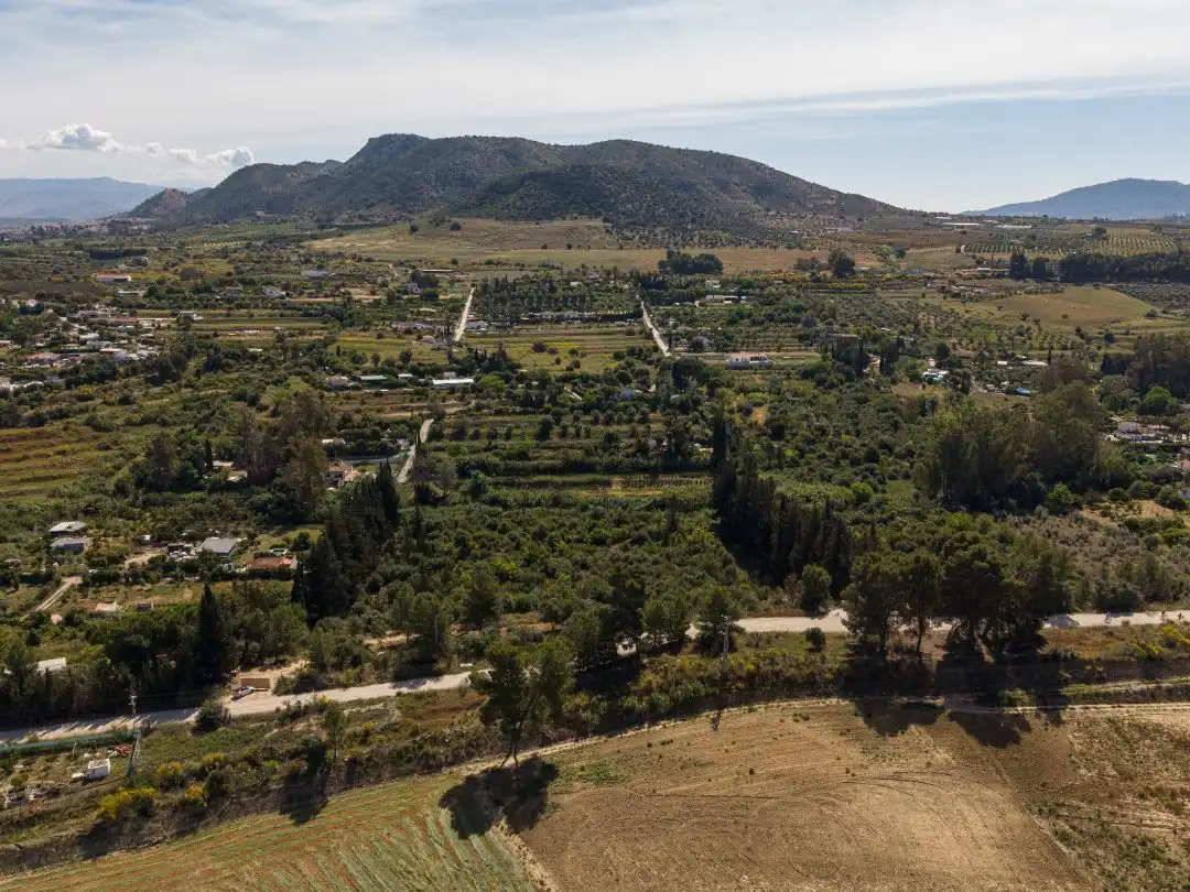 Terreno en venta en El Cigarral - Dehesa - Borrajo