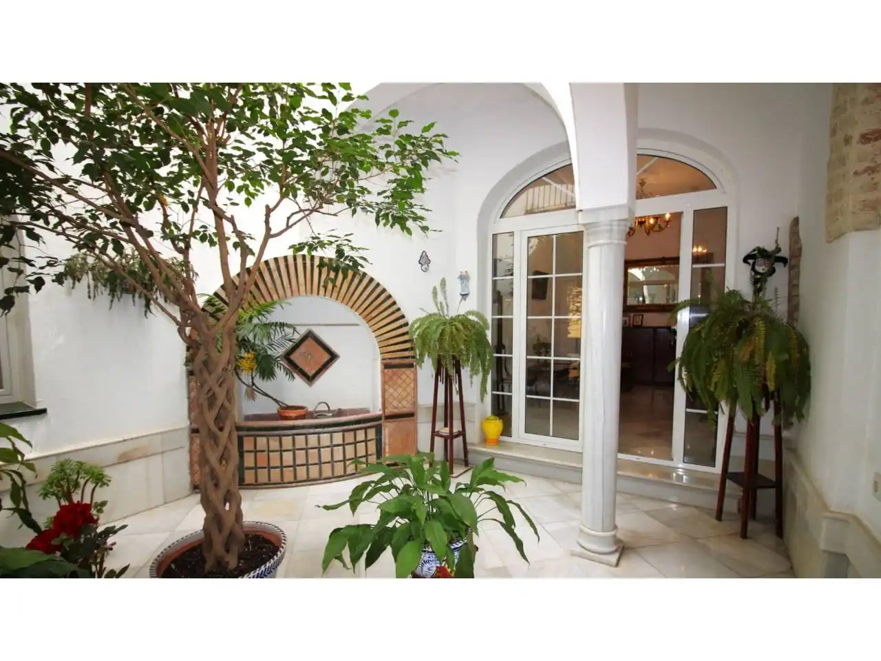 Houses for sale in Sevilla  with Air Conditioner, Heating and Terrace