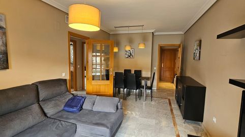 Foto 2 de Piso de alquiler en Calle Calle Francisco Guerra Díaz, Valdepasillas - La Paz - Huerta Rosales, Badajoz Capital