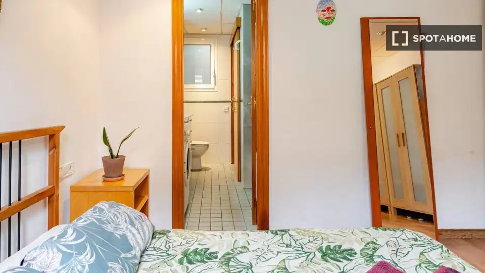 Habitación de Piso de alquiler en Barcelona con Aire acondicionado, Calefacción y Amueblado