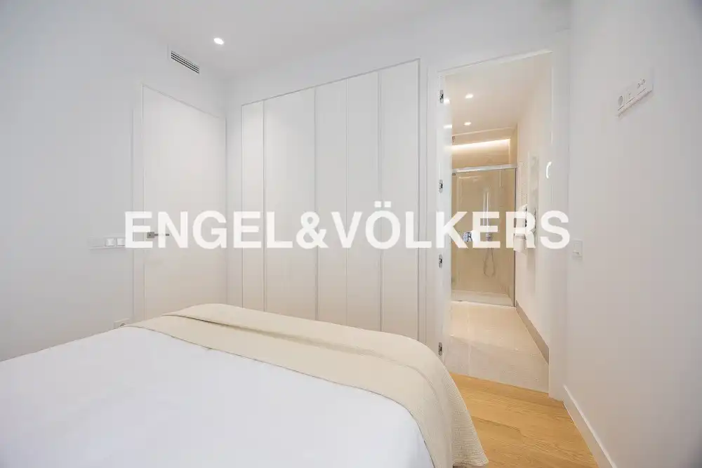 Bedroom of Flat for rent in Barrio de Salamanca