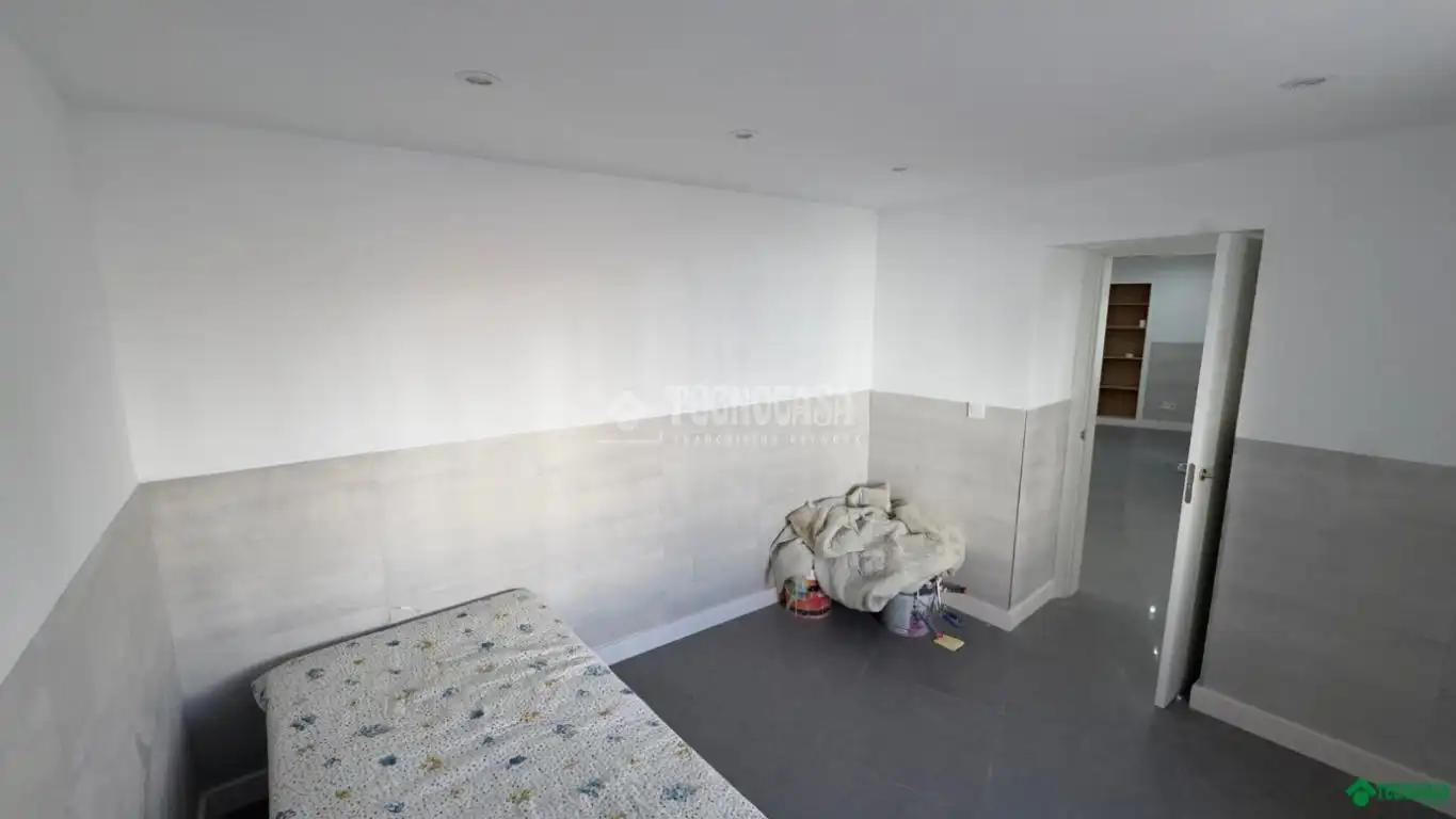 Casa adosada en venta en Villarrubio con Calefacción, Amueblado y Alarma