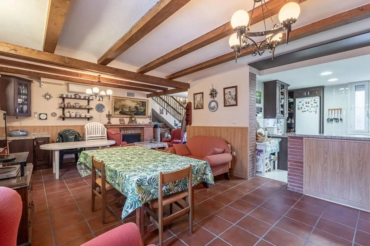 Comedor de Casa o chalet en venta en Villa de Otura con Jardín privado y Piscina