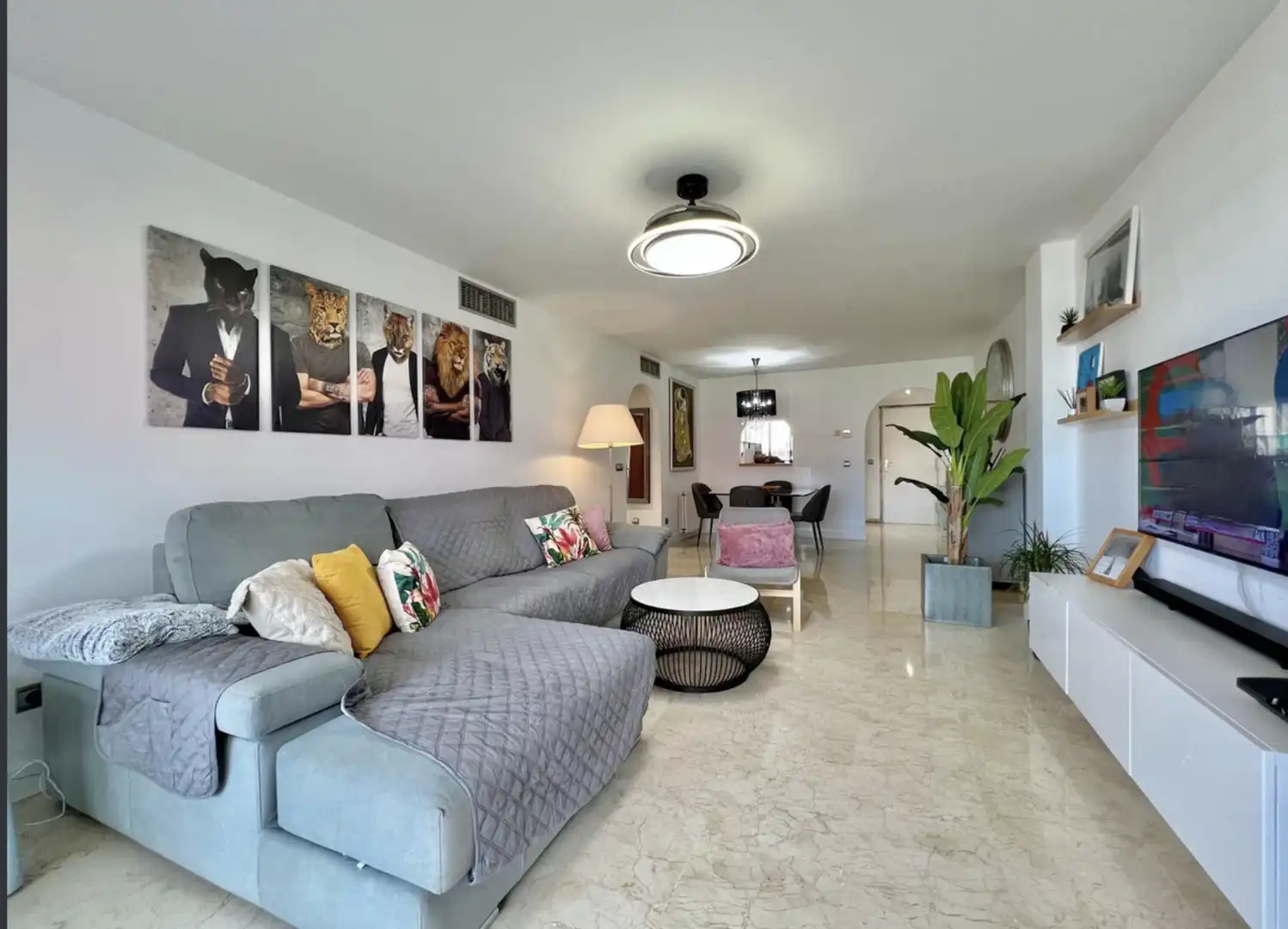 Apartament amb piscina en venda a Camino Cortes 26