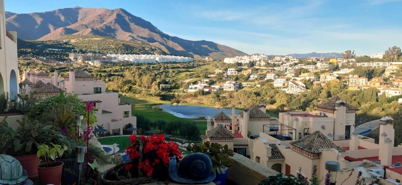 Exterior view of Flat for rent in Estepona  with Air Conditioner, Heating and Private garden