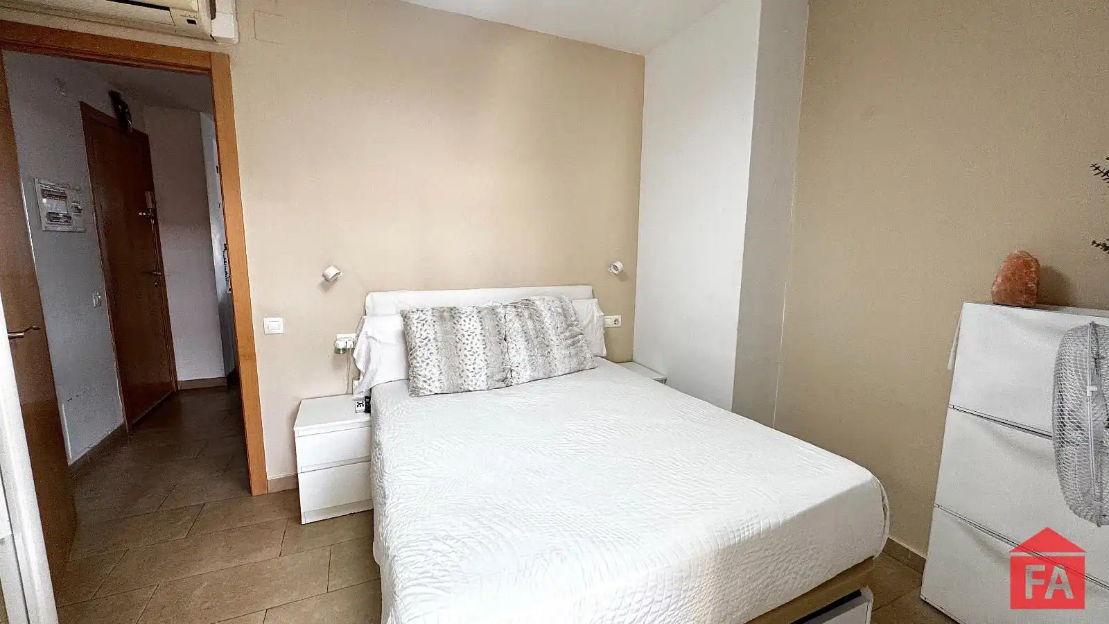 Bedroom of Attic for sale in El Vendrell  with Air Conditioner, Terrace and Storage room