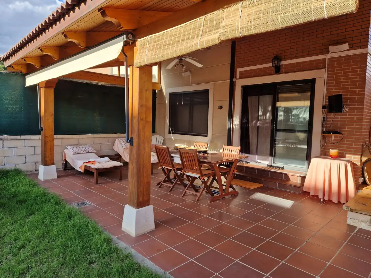 Terraza de Casa o chalet de alquiler en Zaratán con Calefacción, Jardín privado y Parquet