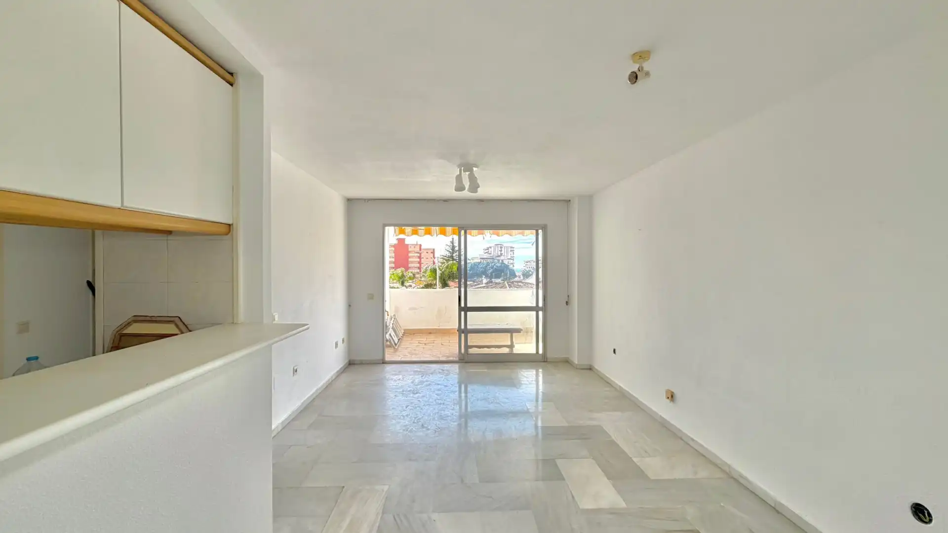 Vista exterior de Piso en venta en Benalmádena con Aire acondicionado, Terraza y Amueblado