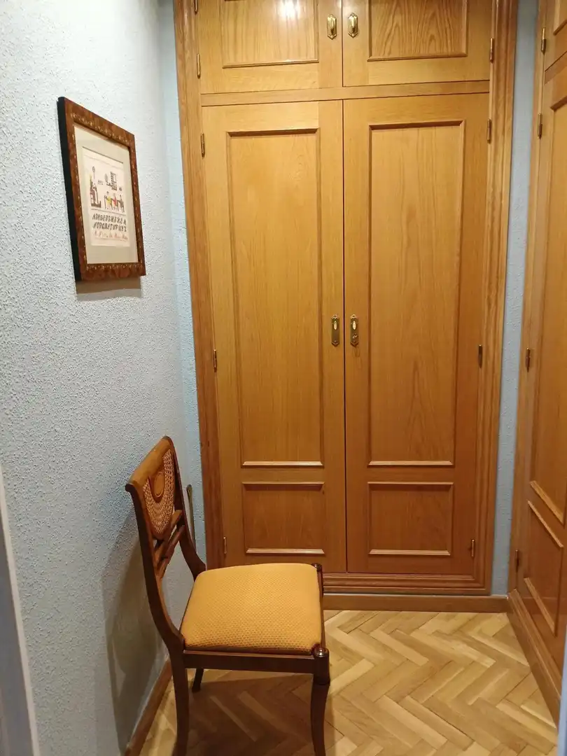 Habitación de Casa adosada en venta en La Lastrilla  con Aire acondicionado, Calefacción y Jardín privado