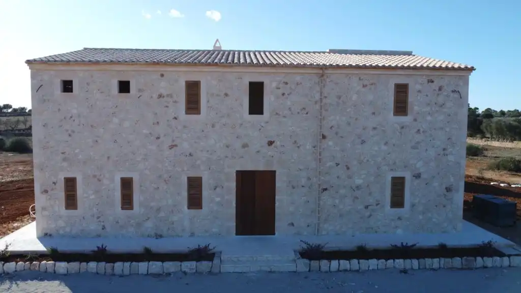 Vista exterior de Finca rústica en venda en Santanyí amb Aire condicionat, Calefacció i Jardí privat