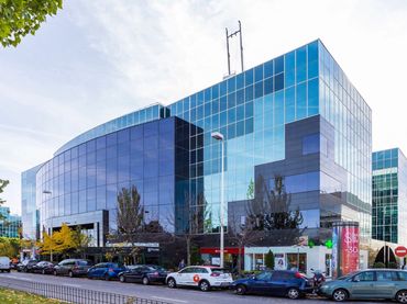 Business premises for sale in Avenida del Partenón