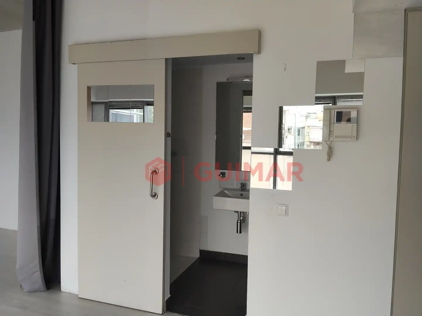 Baño de Oficina en venta en Barcelona con Aire acondicionado y Calefacción