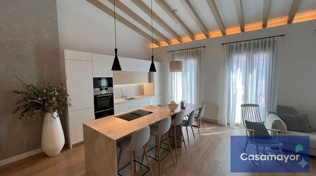 Wohnung zur Miete in Calle de Álvarez Sereix, 13, Barrio del Centro