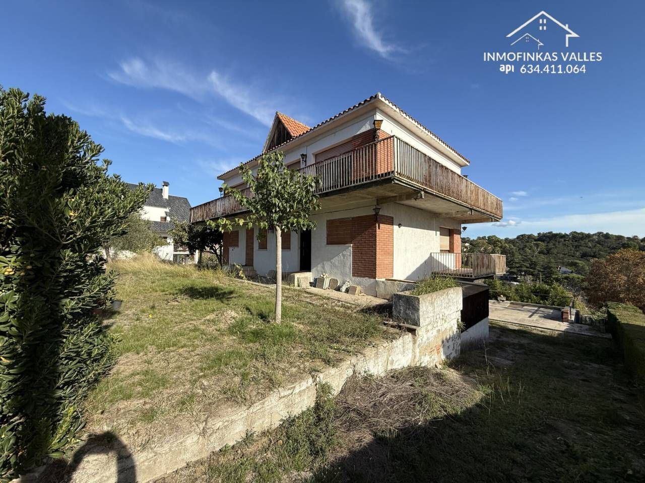 Vista exterior de Casa o xalet en venda en Lliçà d'Amunt amb Jardí privat i Terrassa