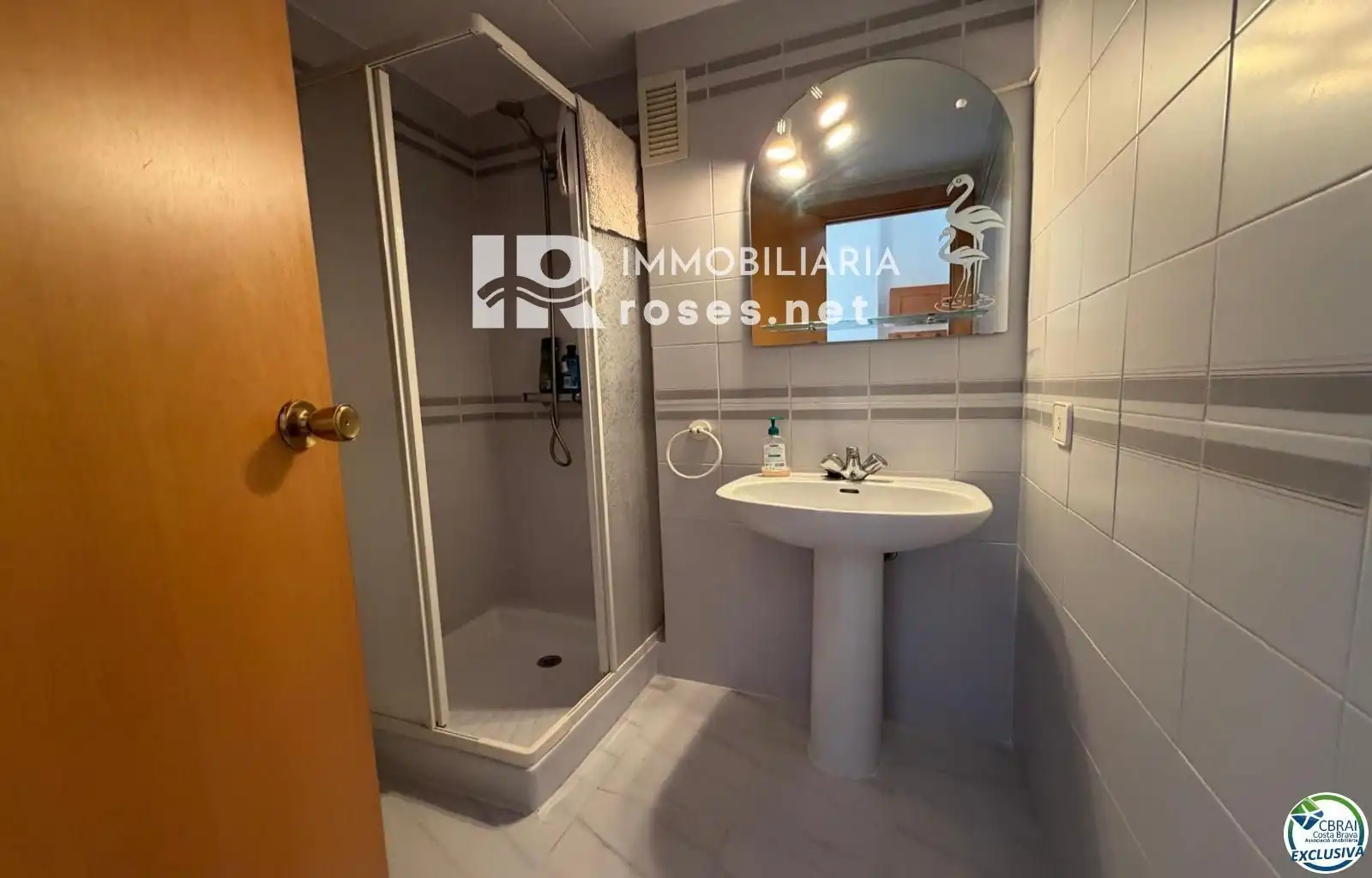 Baño de Estudio en venta en Empuriabrava con Calefacción, Terraza y Amueblado