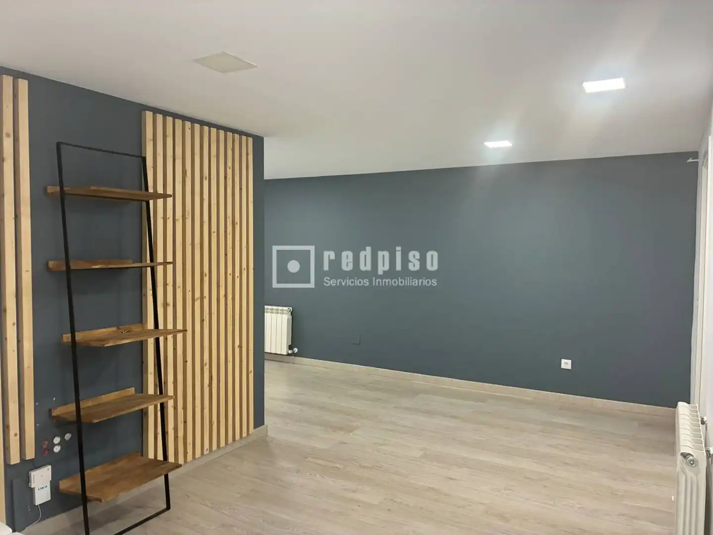 Büro zur Miete in Valladolid mit Klimaanlage, Heizung und Terrasse