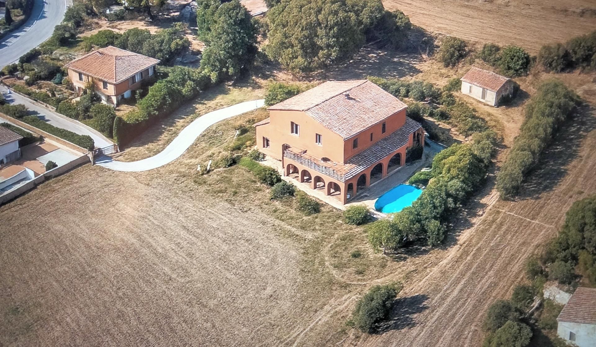 Exterior view of Country house for sale in Lliçà de Vall  with Heating, Terrace and Swimming Pool